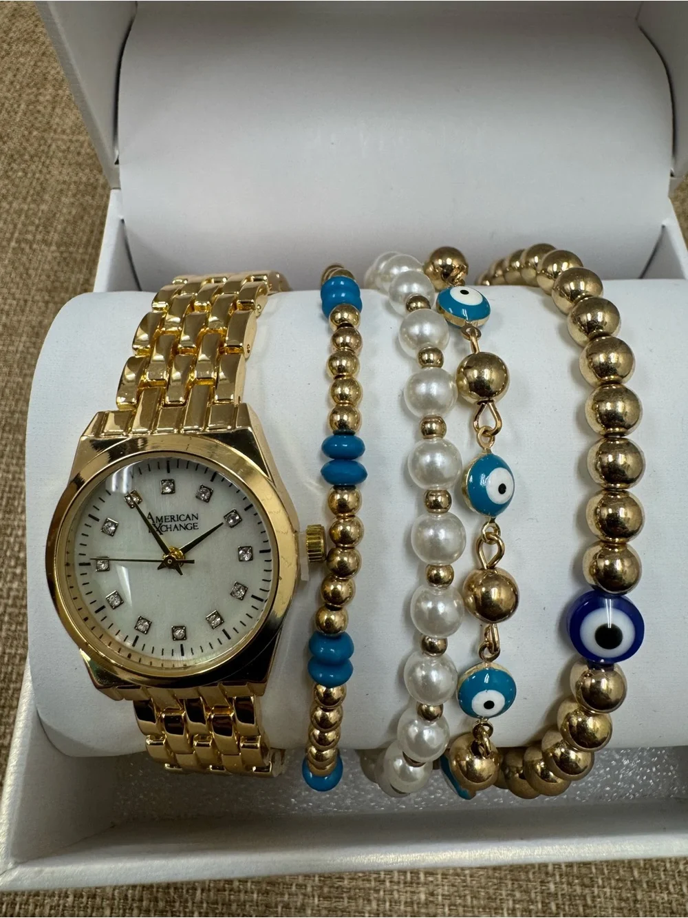 American Exchange Women’s Analog Gold Tone Bracelet Watch White Dial Box Set